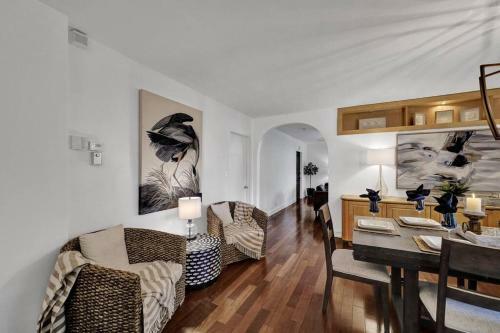 Professionally Decorated Luxury 3br & Private Pool