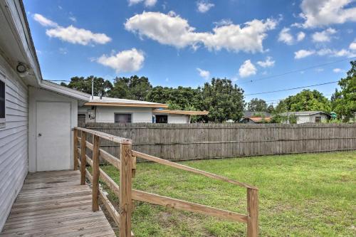 Central Sarasota Home 8 Mi To Siesta Key!