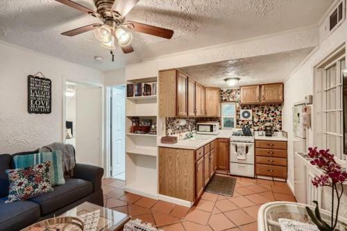 Flamingo Casita