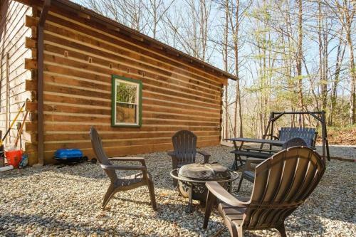 Agape In The Woods Cabin