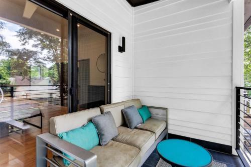 Modern Atlanta Getaway