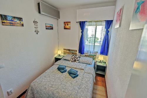 Ocean View Beach Apartment With Pool & Balconies