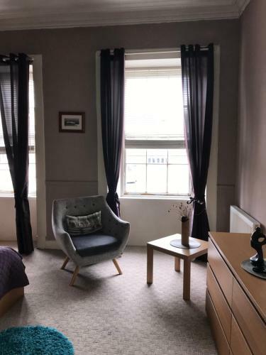 Apex Buccleuch Street Apartment