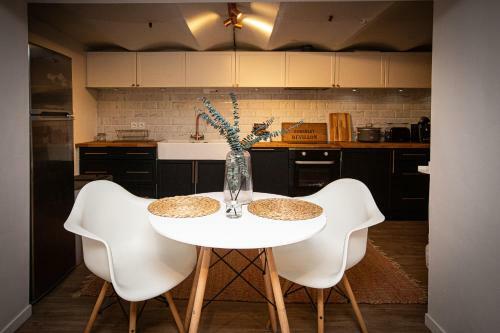 Beautiful Converted One Bedroom Apartment