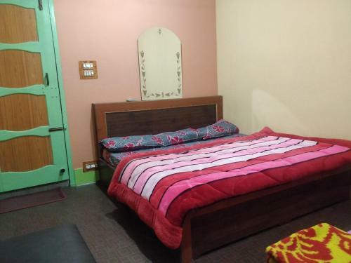 Hotel Qadir Residency Srinagar