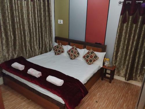Hotel Qadir Residency Srinagar