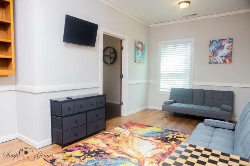 Spacious 4br Villa W/ Private Pool And Tennis