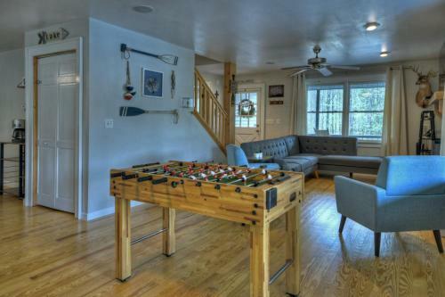 New Heaven Bound Pristine Private Lake Frontage