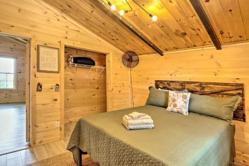 Deja View Cabin With Hot Tub Pets Welcome!