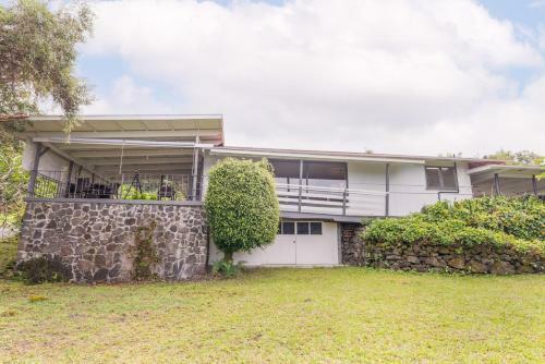 Honaunau Mauka Hale 31 Day Rental