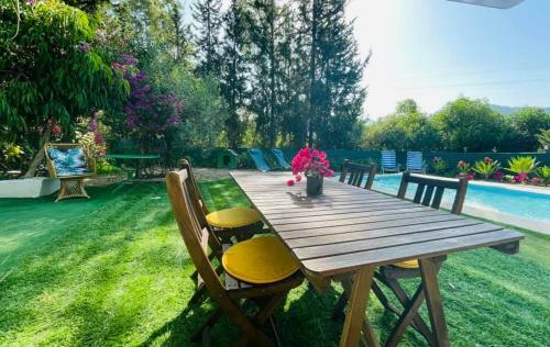 Las Tres Rosas Petfriendly House