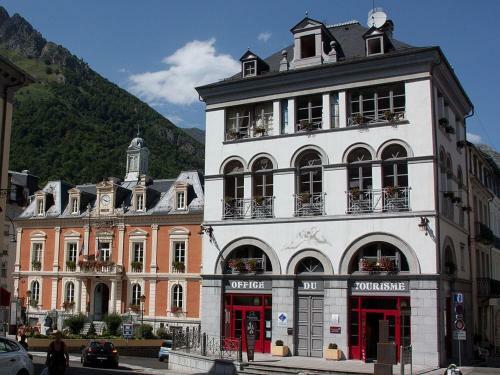 Apartamento Studio Cauterets, 2 Pi�ces, 4 Personnes - Fr-1-401-246