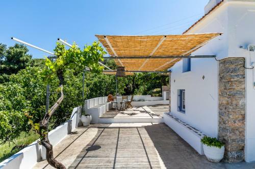 Pefkias Tiny Cottage