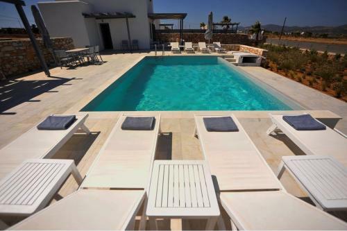 Blue Diamonds Villas Paros