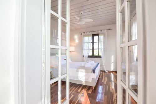 Beachfront Gialova Vacation Home - Brand New