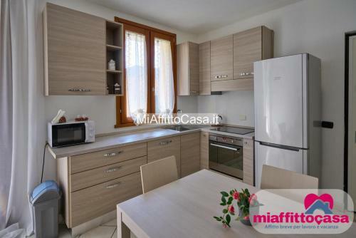 Apartamento Pace Dei Tigli - Bilocale Con Taverna E Giardino