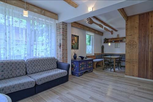 Pokoje I Apartamenty Przy Sosnowej
