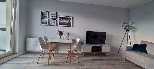 Apartament Antracytowy Gdynia Beauforta