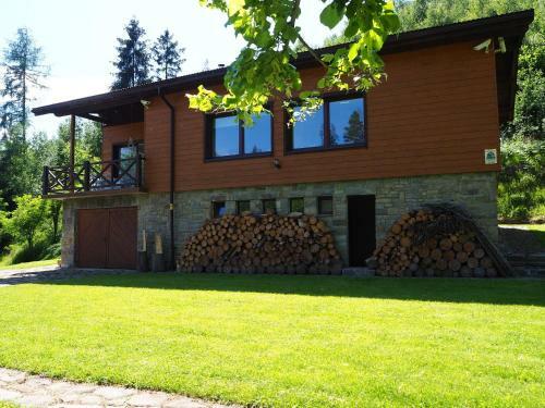 Chata Na Polanie Ze Stawem