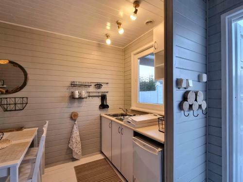 Domki Z Jacuzzi Nad Zatok?