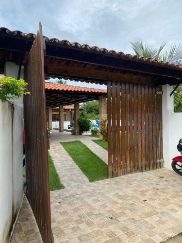 Casa De Campo Com Piscina E Wi-fi Em Beberibe