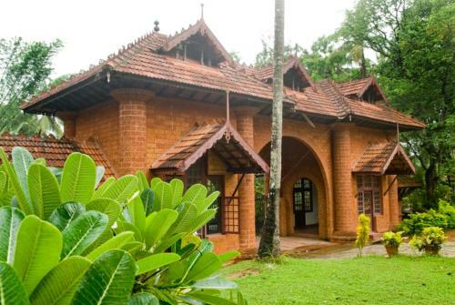 Hotel Green City Tourist Home