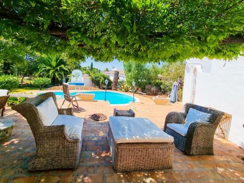 Flh Alvor House With Garden And Pool