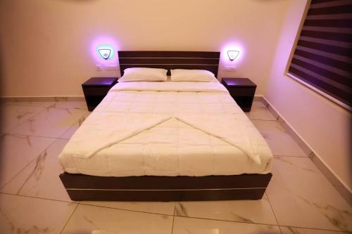 Hotel Aman Residency