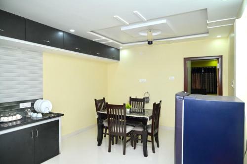 Apartamento Srivari Homestay