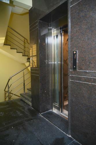 Apartamento Srivari Homestay