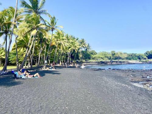 Apartamento Black Sands Beach Condo With Full Kitchen