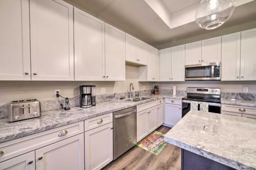 Modern Swan Valley Townhome With Walking Trails