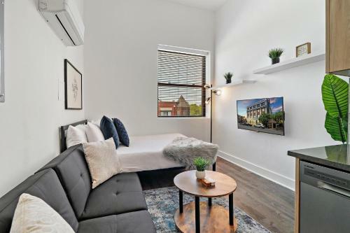 Apartamento Stylish Uptown Studio Apt With A Modern Kitchen