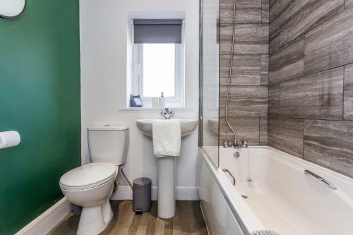 Apartamento ?stylish 2 Bed House ?wifi ?garden ?beach Access