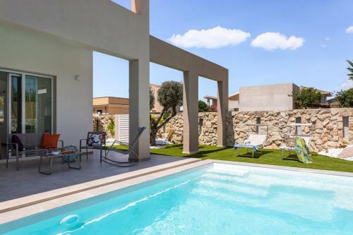 Villa Shamsi - Pool And Beach At 70mt