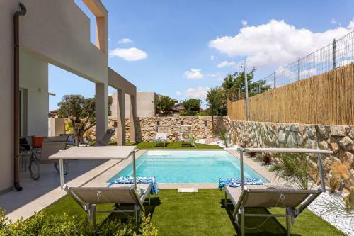 Villa Shamsi - Pool And Beach At 70mt