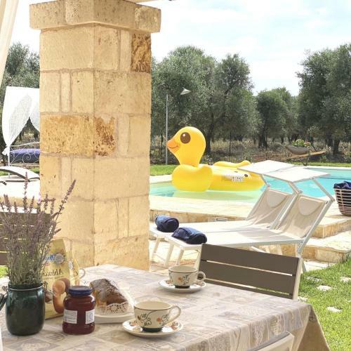 Villa Antico Trullo Ristrutturato Con Piscina E Giardino