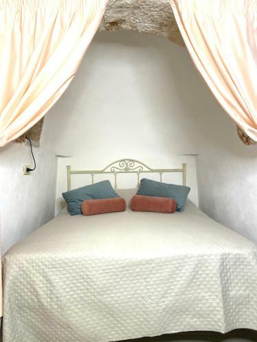 Villa Antico Trullo Ristrutturato Con Piscina E Giardino