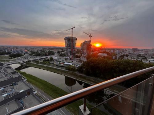 Apartamento Capital Towers Premium Sunset 15th Floor