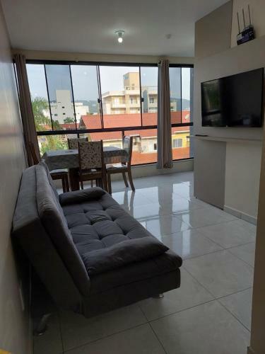 Encantador Apartamento Com Churrasqueira Em Bombinhas