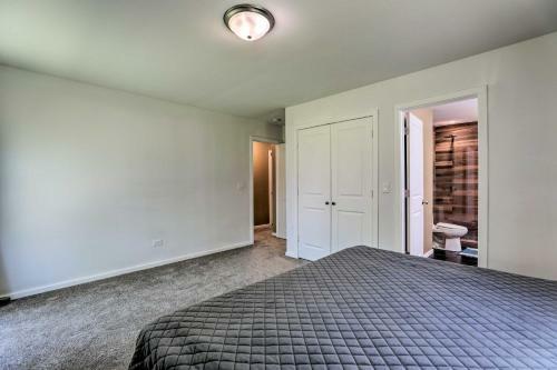 Serene Joliet Home With Grill, 3 Mi To Speedway