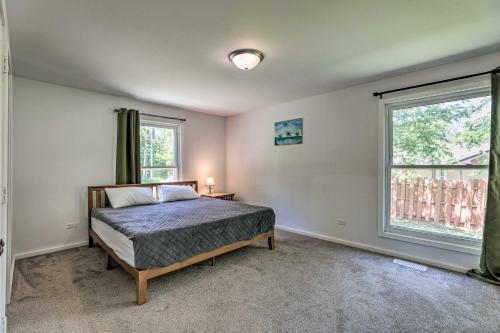 Serene Joliet Home With Grill, 3 Mi To Speedway