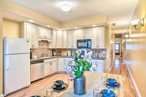 Charming 1875 Indianapolis Home In Downtown!