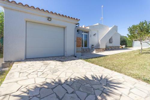 Casa Familiar Con Amplio Jard�n Av 3 Calas