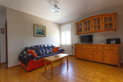 Casa Familiar Con Amplio Jard�n Av 3 Calas