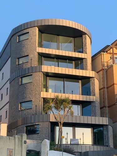 4 The View Apartments Ilfracombe - Seafront, Parking, Lift, Ev