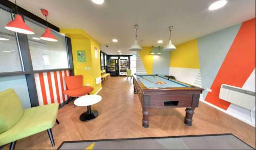 Albergue Vibrant Rooms For Students Only, Bath - Sk