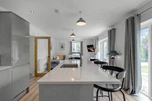 New Family & Contractor Home Lyhart Rd