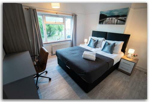 Apartamento Beautiful 3 Bed House In Maidstone
