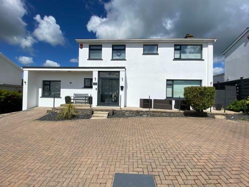 Beautiful 3 Bedroom House Saundersfoot